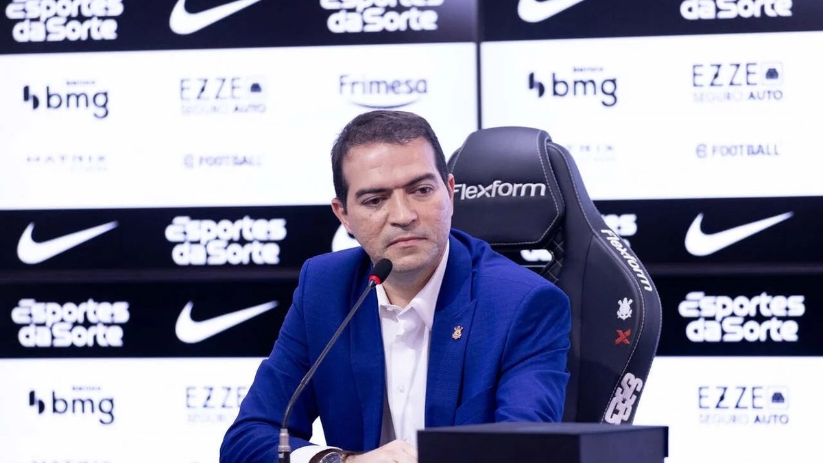 Corinthians enfrenta crise antes do Dérbi após demissão de técnico