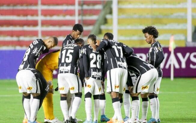 Meio-campo qualificado e problemas na bola área: como o Corinthians chega para enfrentar o Botafogo