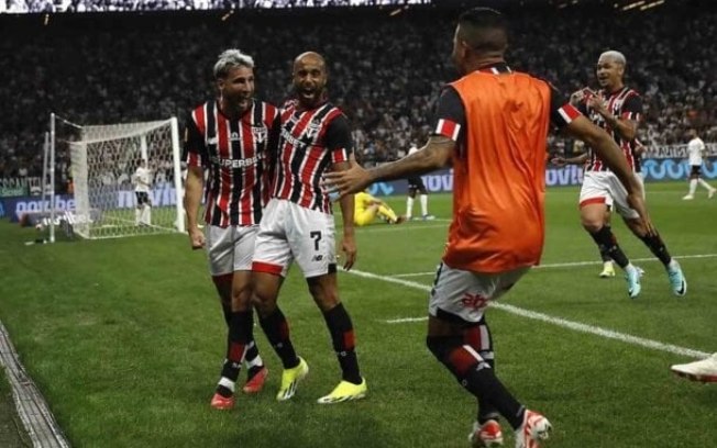 São Paulo vai com moral para Supercopa do Brasil após vitória em clássico