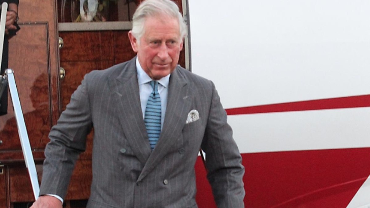 Charles III embarca para Londres - 09.09.2022