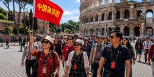 Governo chinês quer entender seus turistas mal-educados