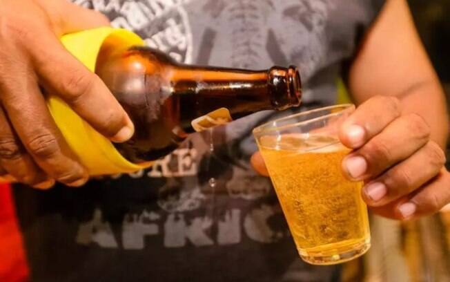 Veto a uso de bebida alcoólica em locais públicos de Campinas começa sexta