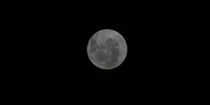 FOTOS: Artemis II mostra Terra mais distante e nova face da Lua