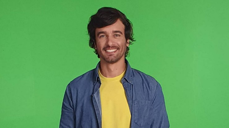 Ator%20preso%20por%20estupro%20se%20dizia%20solteiro%20no%20Tinder%3A%20%22Pode%20chamar%22