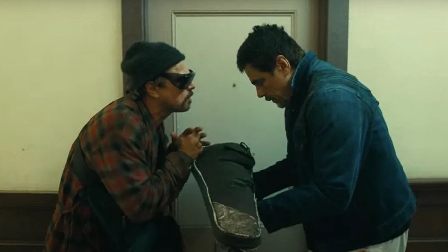 Leonardo DiCaprio e Benicio del Toro em Uma Batalha Após a Outra