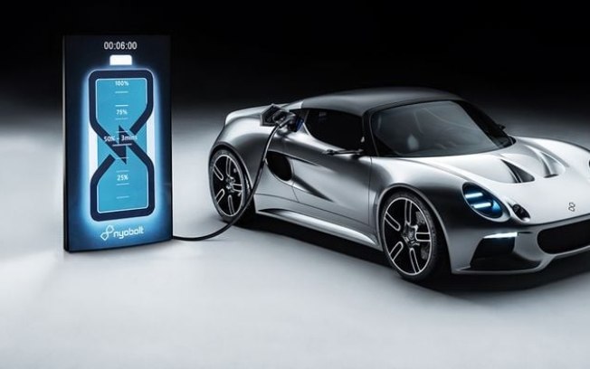 Startup britânica testa bateria para carro elétrico com carregamento a jato
