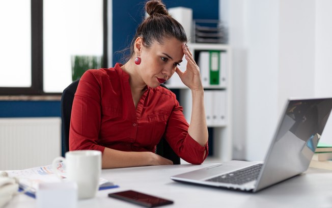 Avanço da liderança feminina em empresas diminui, diz estudo