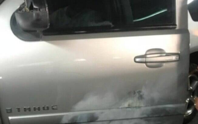 Grupo paramilitar atacou carro que levava Juan Guaidó