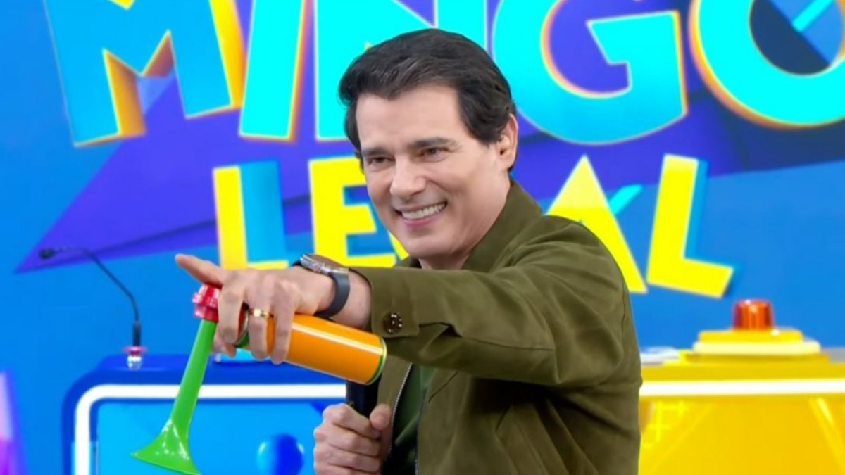 Celso Portiolli solta suposta indireta para ex-chefão do SBT