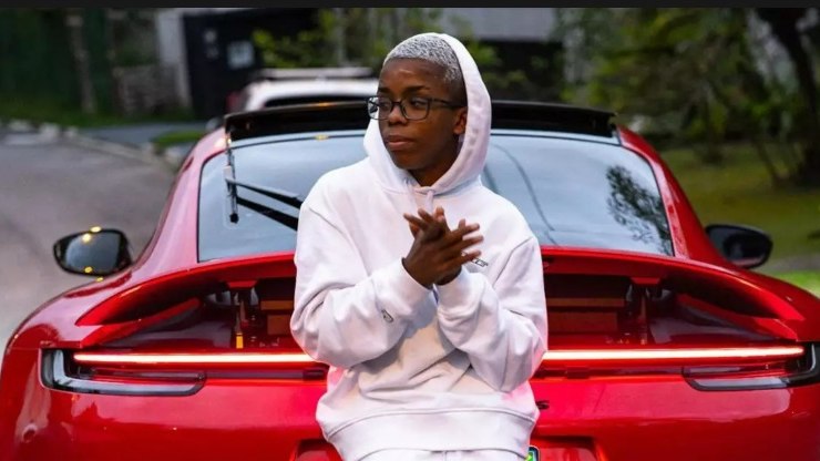 'Desinfluencer' peita o MP e diz que continuará dirigindo sem CNH