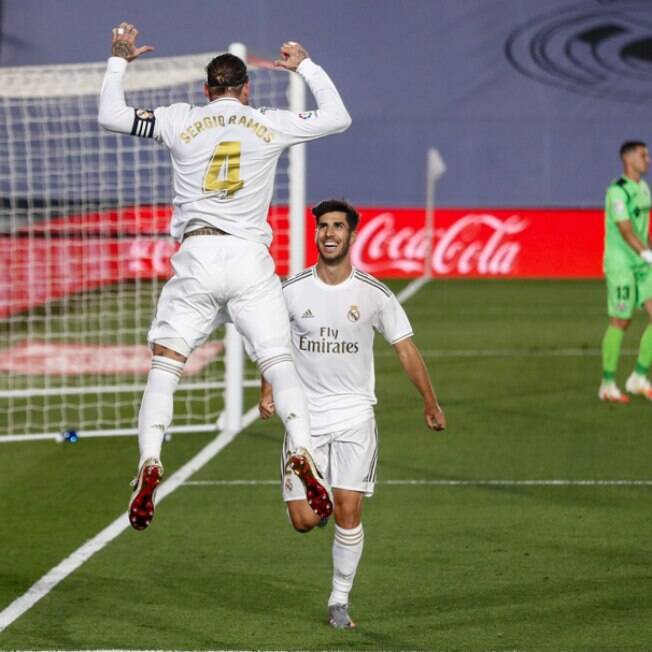 Sergio Ramos comemora gol do Real Madrid
