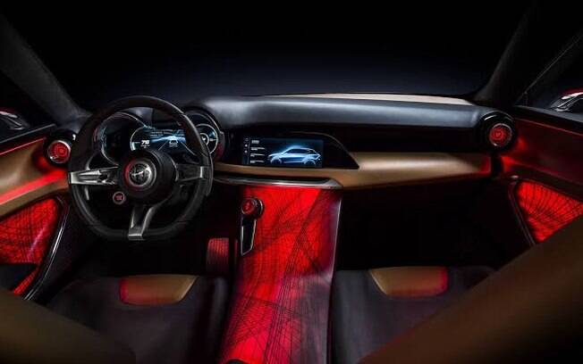 O Alfa Romeo Tonale tem um interior que reúne luxo, comodidade e conectividade de última geração