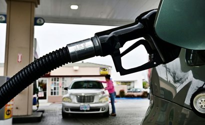 Gasolina ultrapassa R$ 7 em alguns estados; veja preços