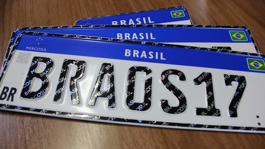Desde 2020, o padrão Mercosul é obrigatório para todos os veículos novos e para quem solicita segunda via Desde 2020, o padrão Mercosul é obrigatório para todos os veículos novos e para quem solicita segunda via