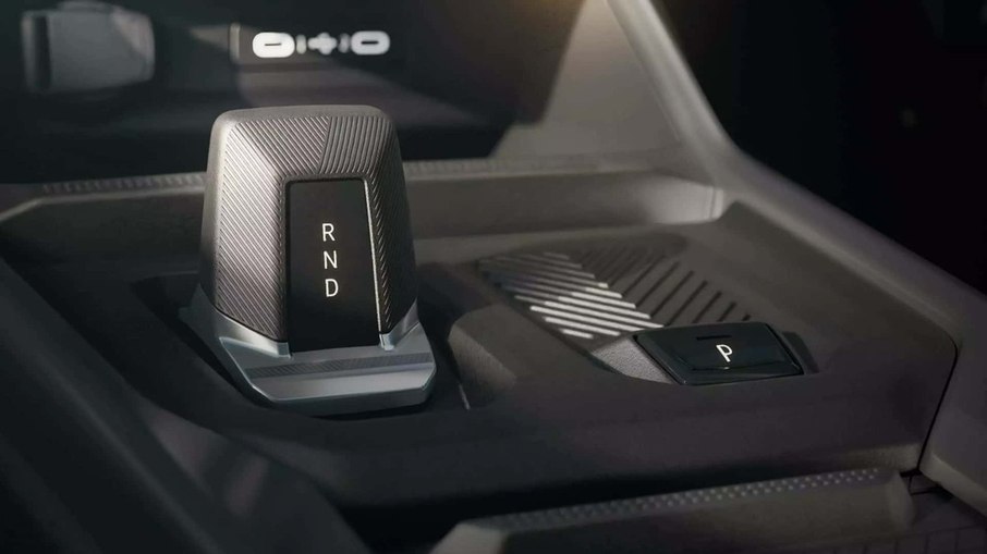 Seletor de marchas do Renault Duster 2027 lembra o usado no Renault Kardian