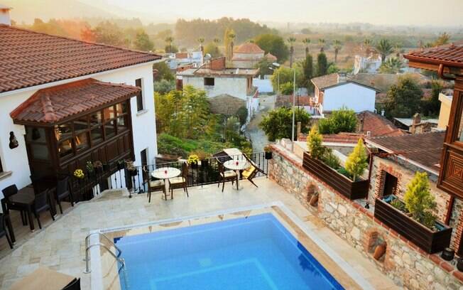 Ayasoluk Boutique Hotel & Restaurant, está localizado em Selcuk, na Turquia. O local é aconchegante e rústico Ayasoluk Boutique Hotel & Restaurant, está localizado em Selcuk, na Turquia. O local é aconchegante e rústico