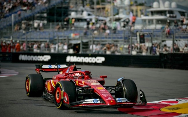 O piloto da Ferrari, Charles Leclerc, durante os treinos desta sexta-feira, 24 de maio, no Grande Prêmio de Fórmula 1 de Mônaco