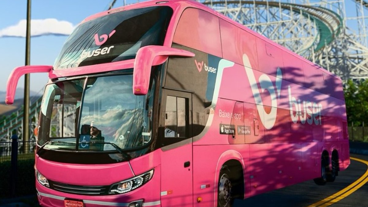 Parceria inédita facilita o transporte até o maior parque temático do estado