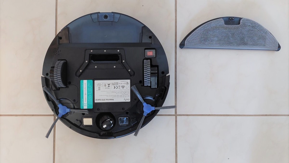 Review: robô aspirador da Eufy passa pano, fala e se conecta ao Wi-Fi