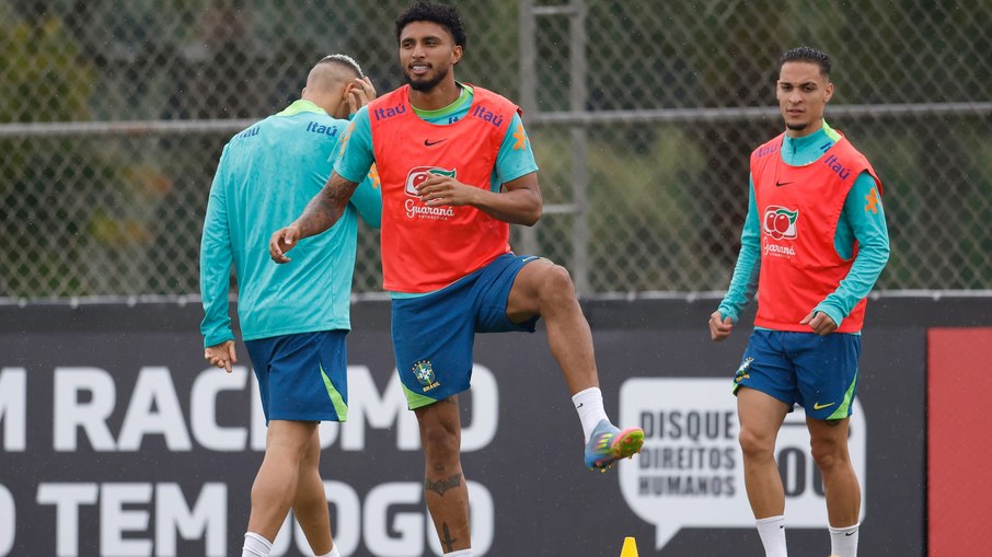 Éderson durante treino da Seleção Brasileira Éderson durante treino da Seleção Brasileira