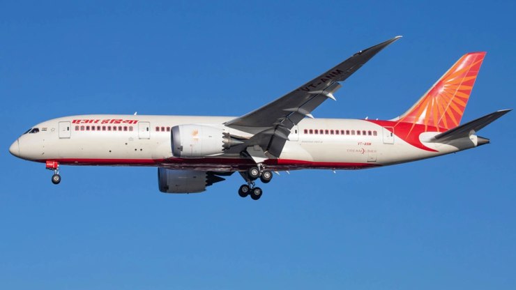 Boeing%20da%20Air%20India%20retorna%20a%20aeroporto%20ap%C3%B3s%20problema%20t%C3%A9cnico