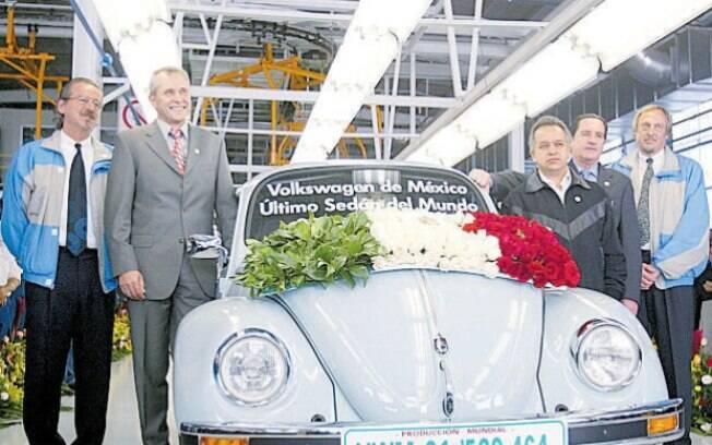 Última unidade do VW Fusca produzida no México. em 2003. Foto: ANDREW WINNING/AP Photo