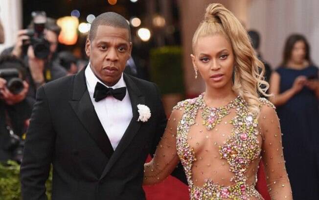 O rapper Jay-Z é apontado como um artista que já fez pequenas referências aos Illuminati em aparições em público