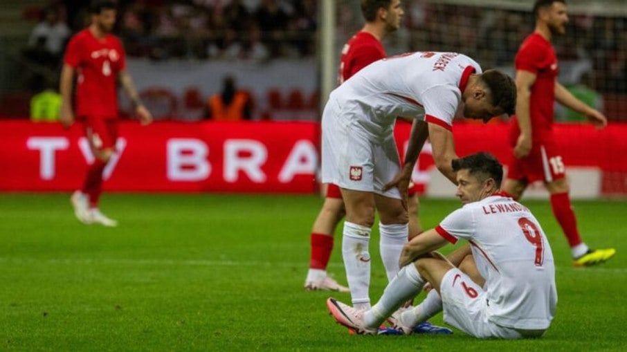Lewandowski se lesionou durante amistoso contra a Turquia