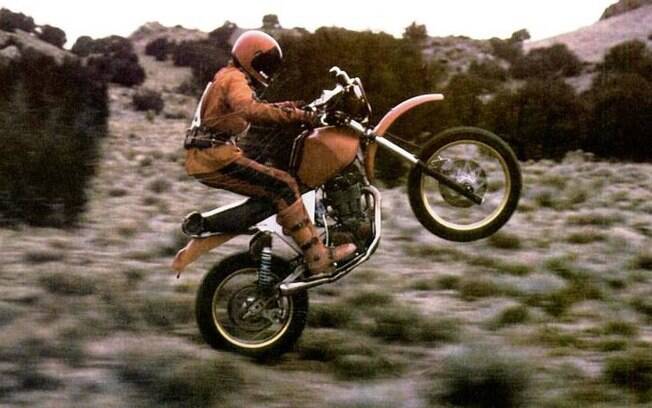 Viagem no tempo com Time Rider, de 1982, e a Yamaha XT 500 de 1977