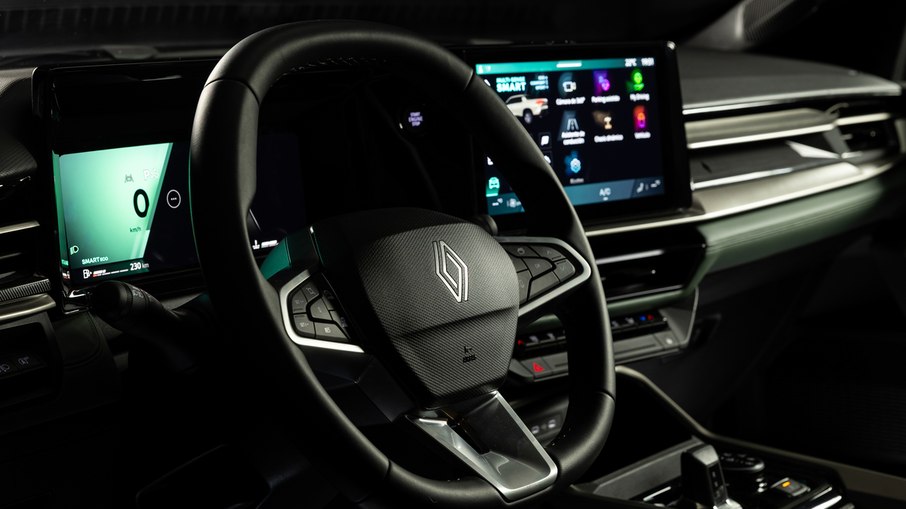 Posto de condução da Renault Niagara reúne volante multifuncional, painel digital e multimídia Posto de condução da Renault Niagara reúne volante multifuncional, painel digital e multimídia