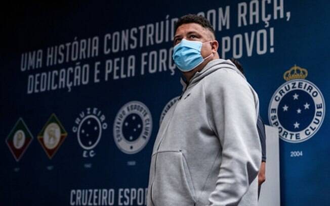 Ronaldo diz que Toca da Raposa II está 'abandonada' e promete reformar o CT do Cruzeiro