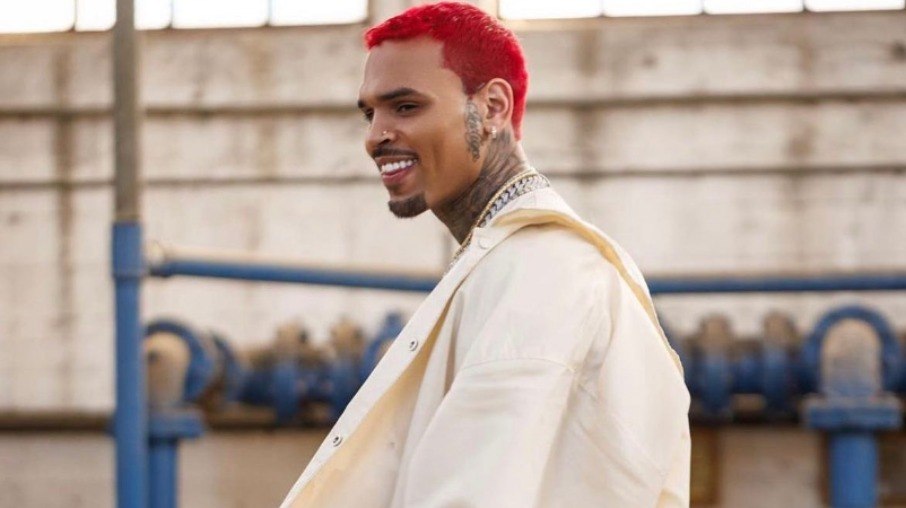 Chris Brown promete se apresentar no Brasil em breve