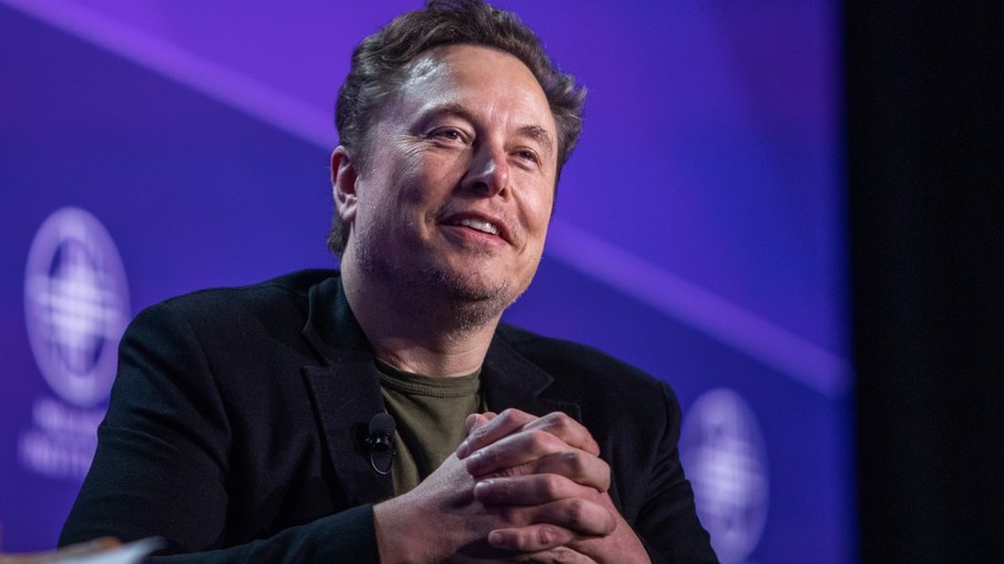 Mesmo com enormes perdas, Musk segue sendo o mais rico do mundo