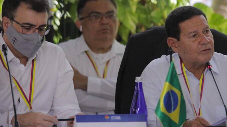 Vice-presidente participou da III Cúpula de Chefes de Estado do Progresso da América do Sul (ProSul)