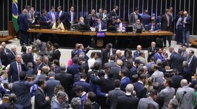 PDT no Senado contraria o partido na Câmara e segue com Lula