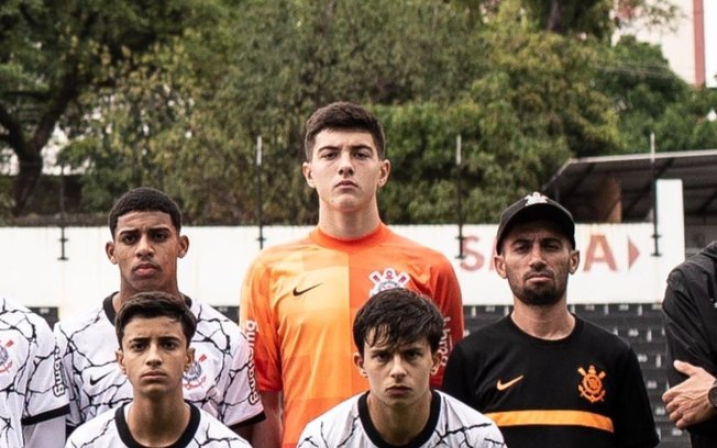 Arthur Borghi avalia primeiro torneio da temporada com o sub-17 do Corinthians