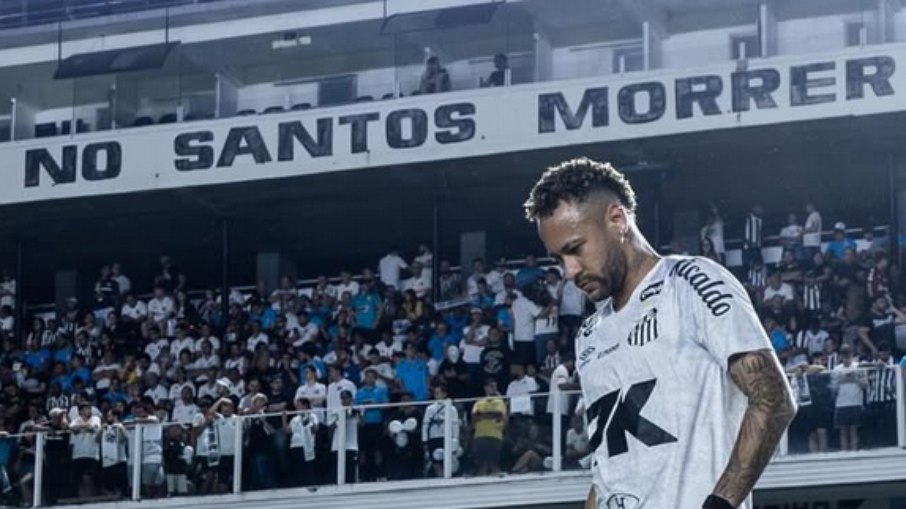 Neymar antes de partida do Santos Neymar antes de partida do Santos