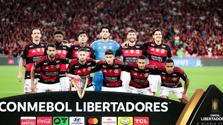 Astro do Flamengo cai no doping, diz jornalista