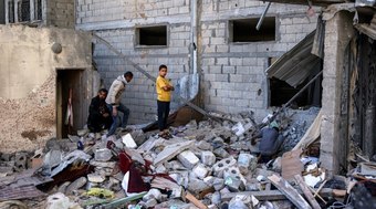Israel bombardeia Rafah em meio a negociações de trégua