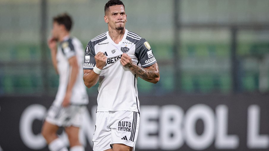 Paulinho se destacou com a camisa do Galo