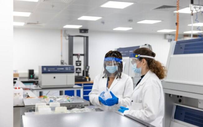 Extreme E une forças com a Polymateria para combater a poluição plástica global
