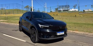 Volvo EC40 ainda impressiona
