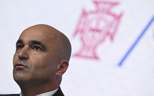 O técnico da seleção de Portugal, Roberto Martínez, durante anúncio da lista de convocados para a Eurocopa nesta terça-feira (21), em Lisboa