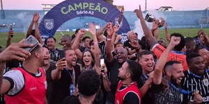Clube gerido por Felipe Melo é campeão e volta à elite do Carioca