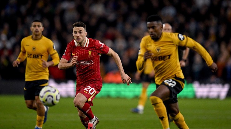 Família de Diogo Jota chega à Espanha após tragédia