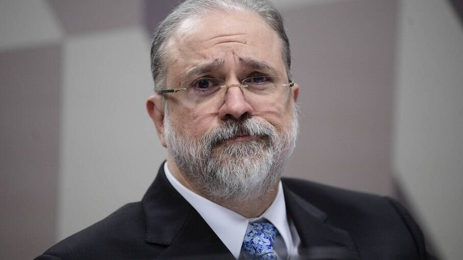 Relatório da CPI: Aras diz que PGR pode avançar na investigação contra políticos