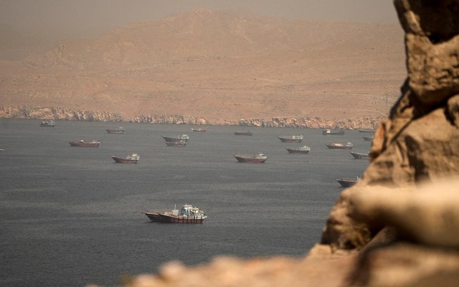Antes da guerra no Irã, o Estreito de Ormuz carregava cerca de 20% das exportações de petróleo bruto do Golfo Pérsico