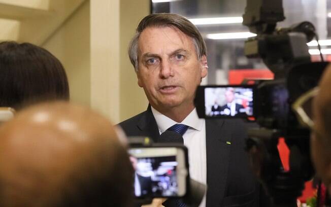 Bolsonaro voltou a atacar à imprensa nesta segunda-feira