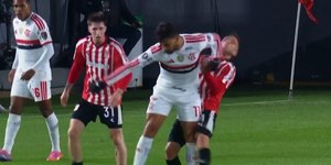 Estudiantes pede expulsão de Paquetá na Libertadores; veja lance
