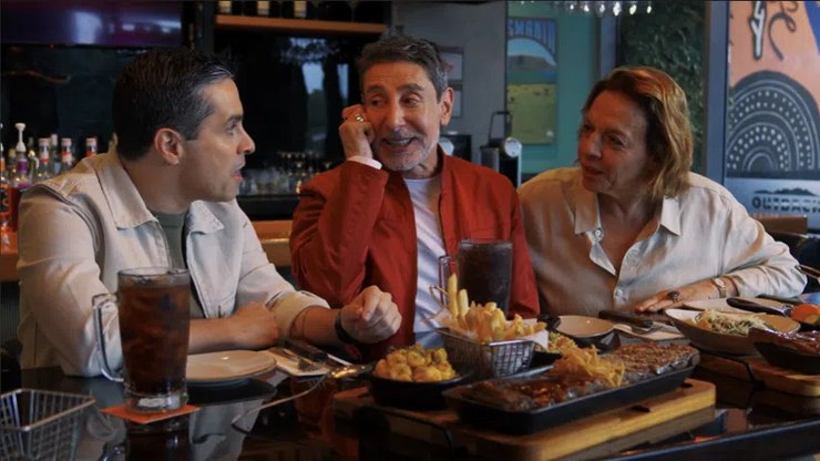 Outback reúne Castelo Rá-Tim-Bum e Paquitas para lançar Boards